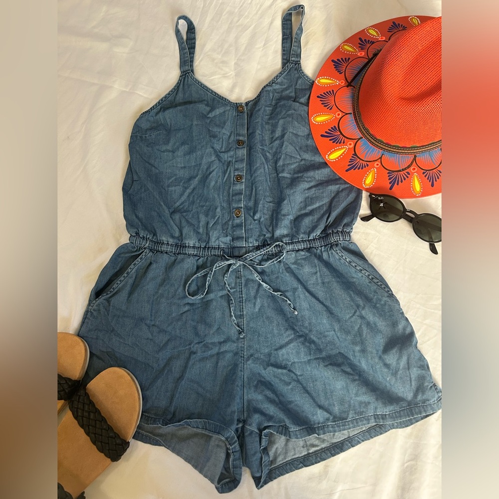 Old Navy Women’s Blue Cinched Waist Romper w/ Pockets